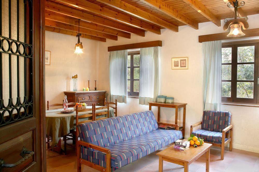 Anna Maria Villa Miliou Exterior photo